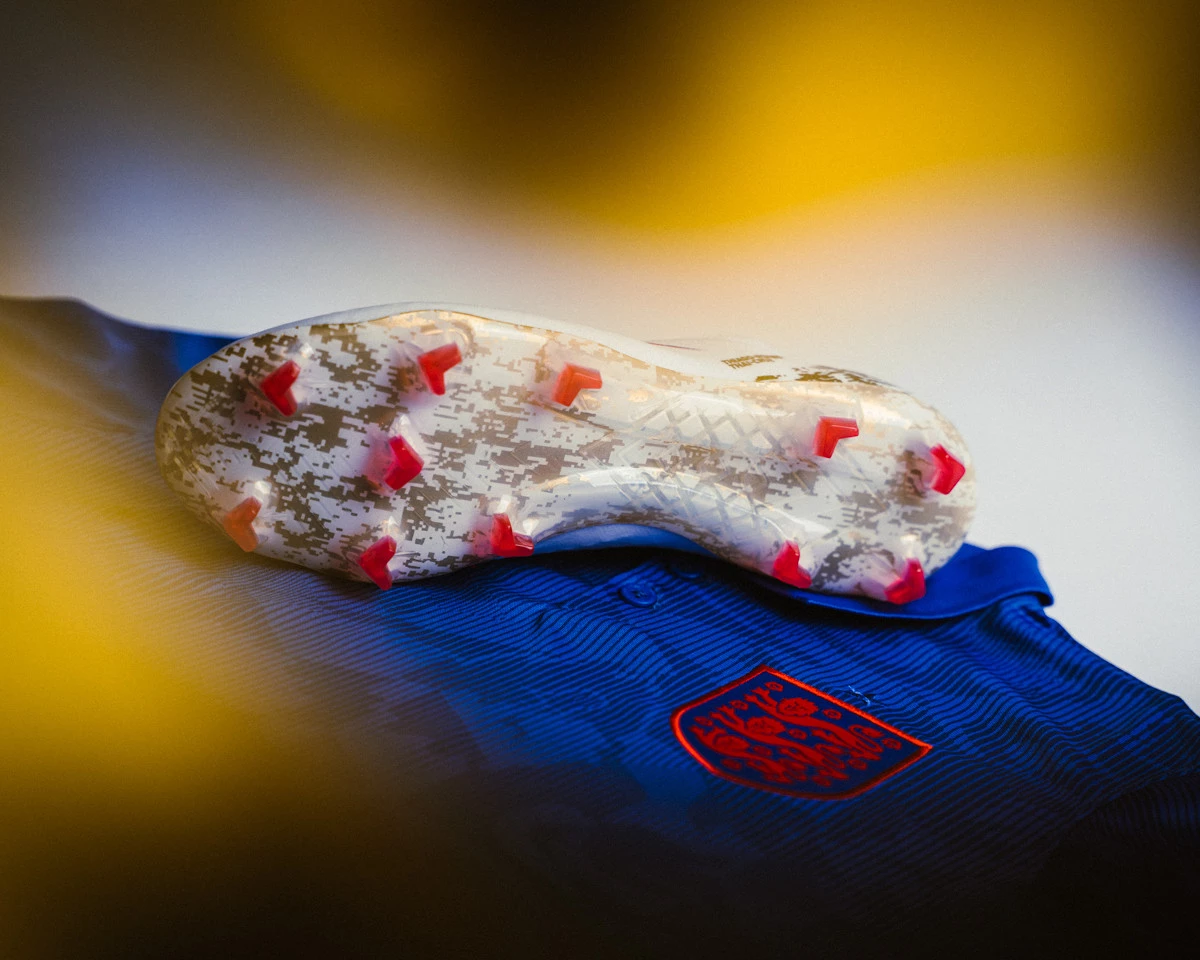 post card Loja online Fútbol Emotion Portugal - Blogs de futebol - Sorteio NB Football Chuteiras Raheem Sterling Euro 2020 - 4.webp